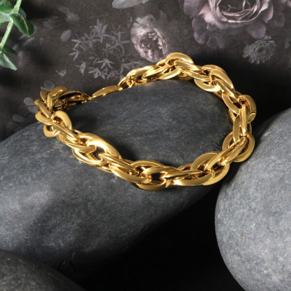 Double Oval Link Chain Bracelet in 14k Yellow Gold (10.00 mm) - Image 2
