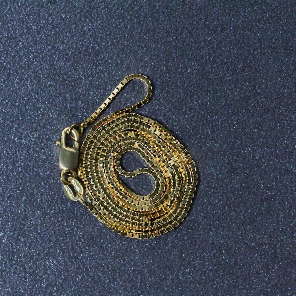 14k Yellow Gold Classic Box Chain (0.85 mm) - Image 6