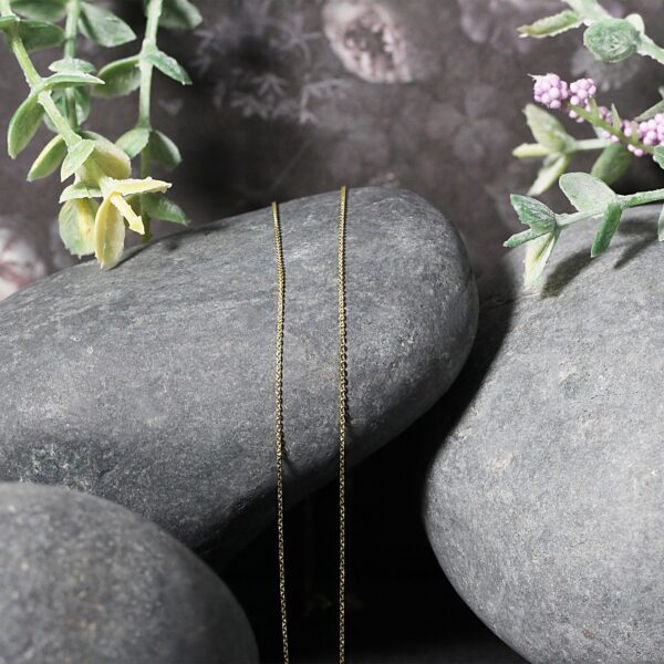 14k Yellow Gold Cable Link Chain (0.50 mm) - Image 2