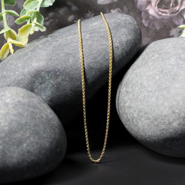 14k Yellow Gold Round Box Chain (1.3 mm) - Image 4