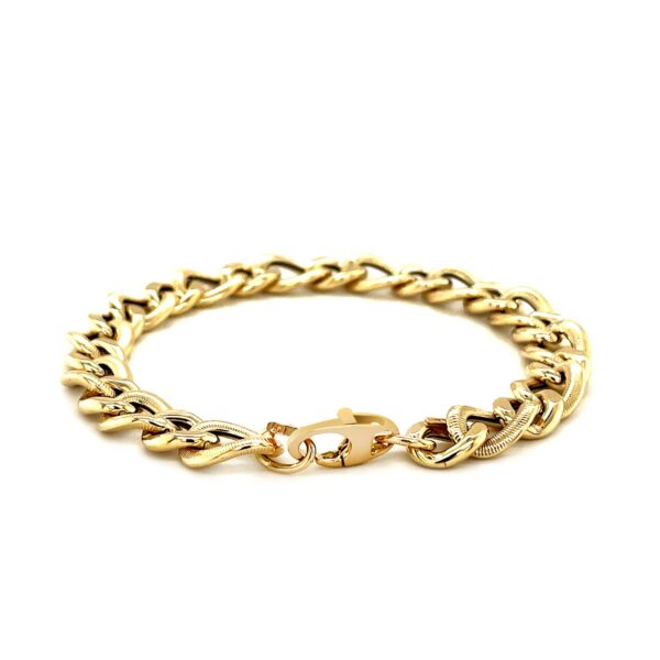 14k Yellow Gold Curb Chain Design with Diamond Cuts Bracelet (8.80 mm) - Image 3