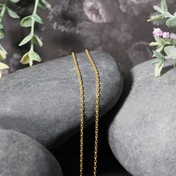 14k Yellow Gold Round Cable Link Chain (1.50 mm) - Image 4