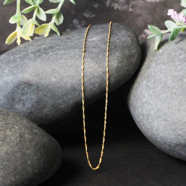 10k Yellow Gold Singapore Chain 0.8mm (0.80 mm) - Image 5