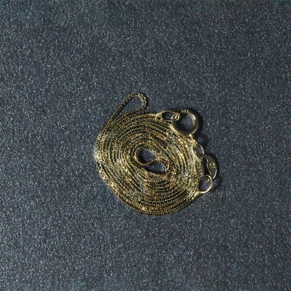 14k Yellow Gold Classic Box Chain (0.60 mm) - Image 6
