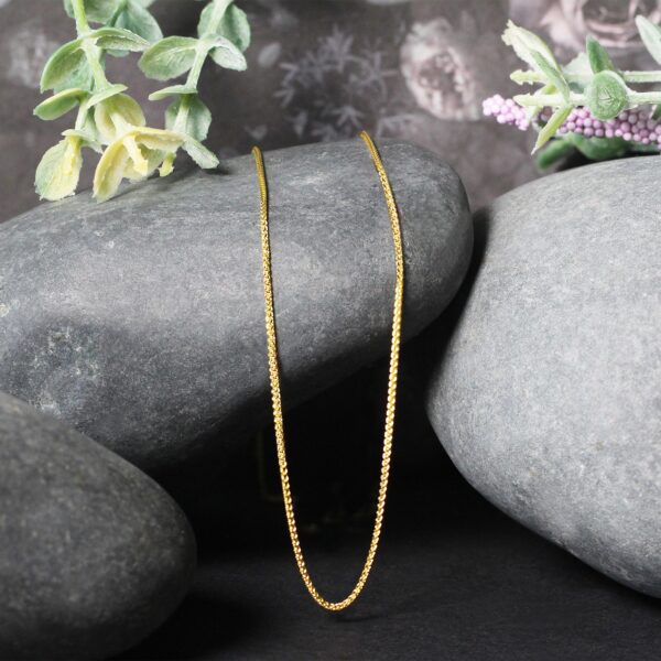 14k Yellow Gold Diamond Cut Round Wheat Chain (1.00 mm) - Image 4