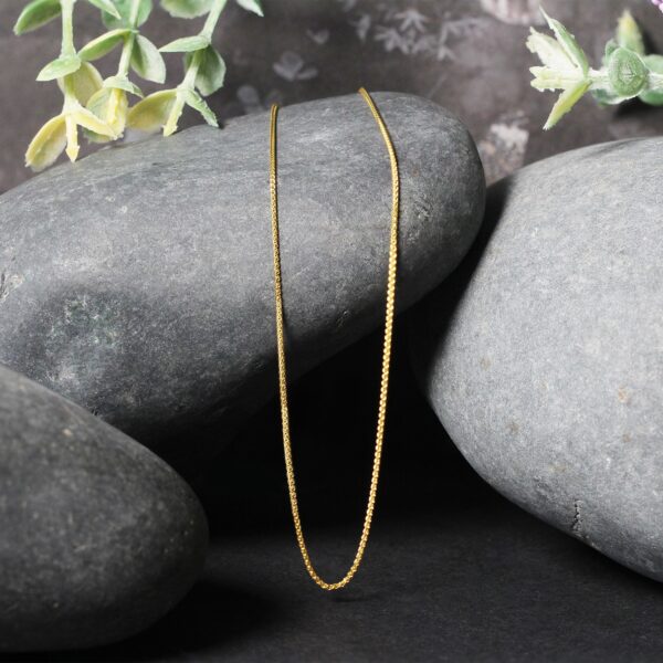 14k Yellow Gold Diamond Cut Round Wheat Chain (0.60 mm) - Image 4