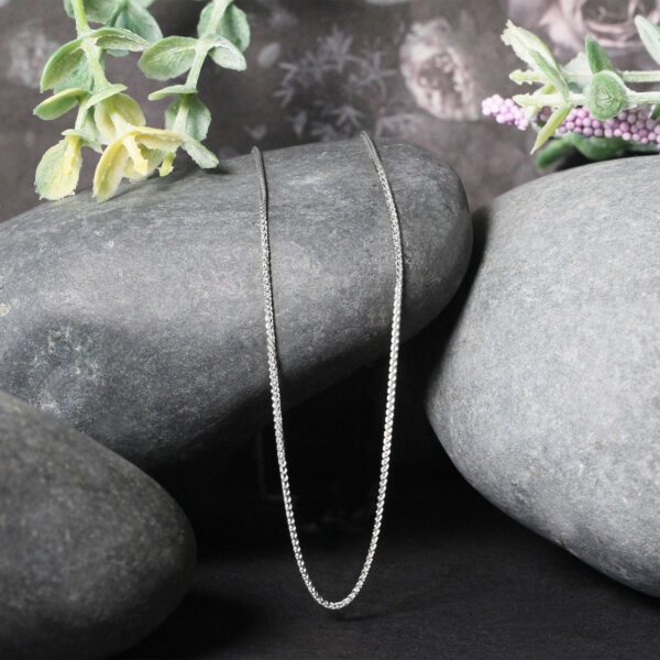 14k White Gold Diamond Cut Round Wheat Chain (1.00 mm) - Image 5