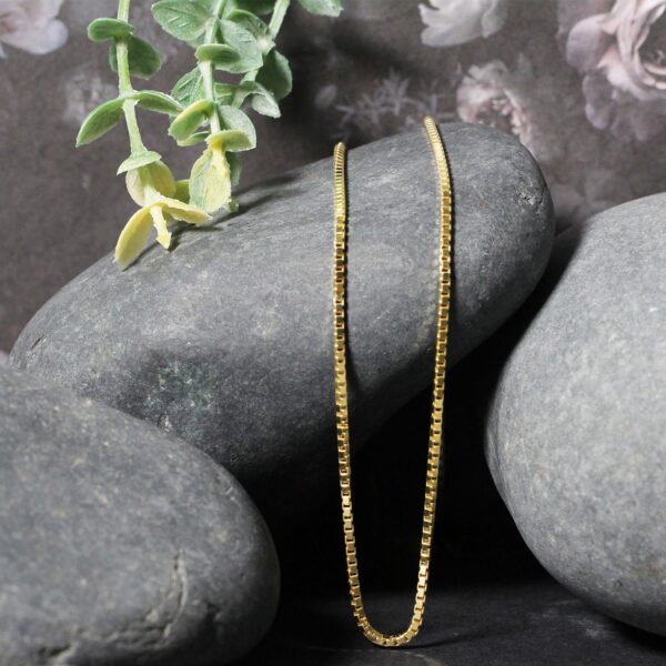 14k Yellow Gold Semi Solid Box Chain (1.80 mm) - Image 4