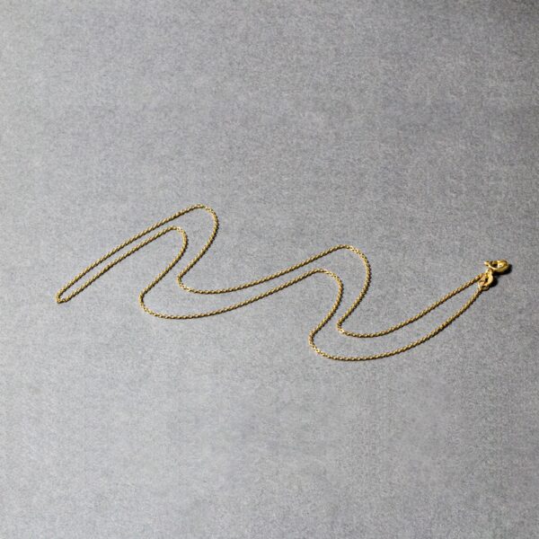 14k Yellow Gold Oval Cable Link Chain (0.97 mm) - Image 5
