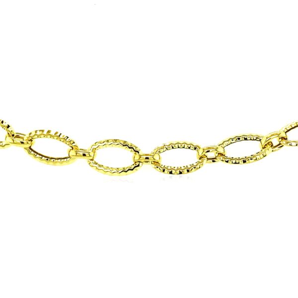 Textured Oval Link Bracelet in 14k Yellow Gold (8.60 mm) - Image 2