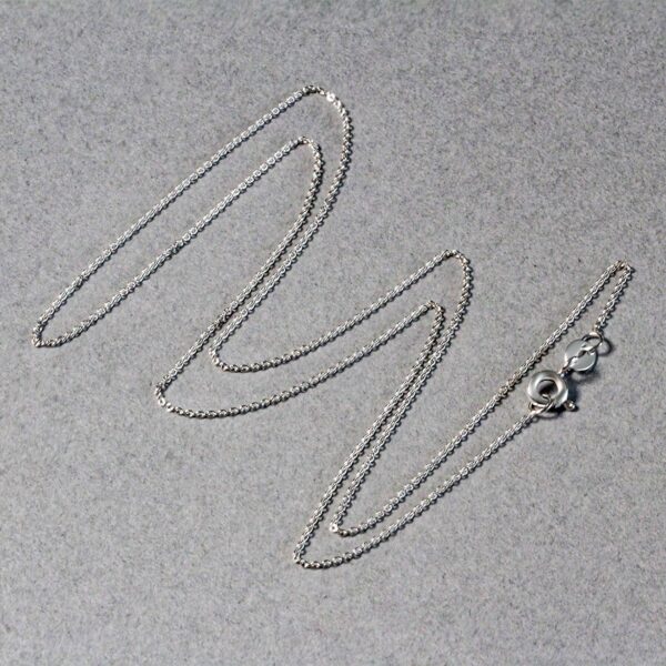 14k White Gold Oval Cable Link Chain (0.85 mm) - Image 5