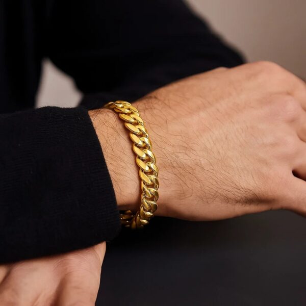 10k Yellow Gold Classic Miami Cuban Solid Bracelet (8.20 mm) - Image 4
