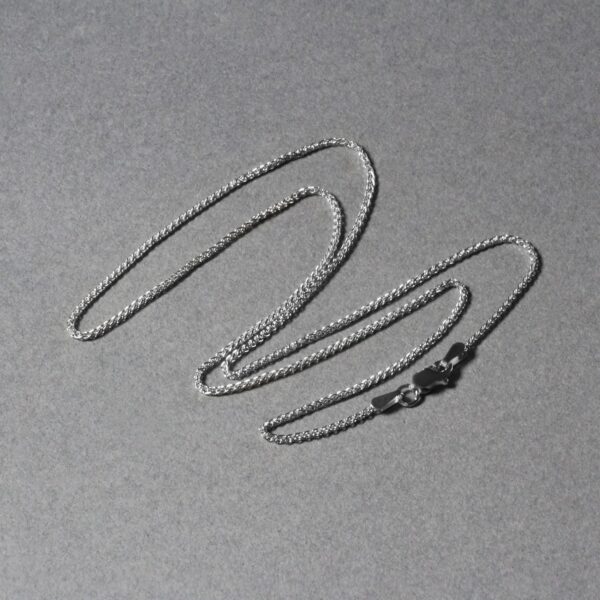18k White Gold Round Wheat Chain (1.40 mm) - Image 6