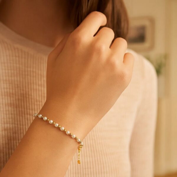 Pearl and Gold Alternating Bead Bracelet in 14K Yellow Gold - Image 5