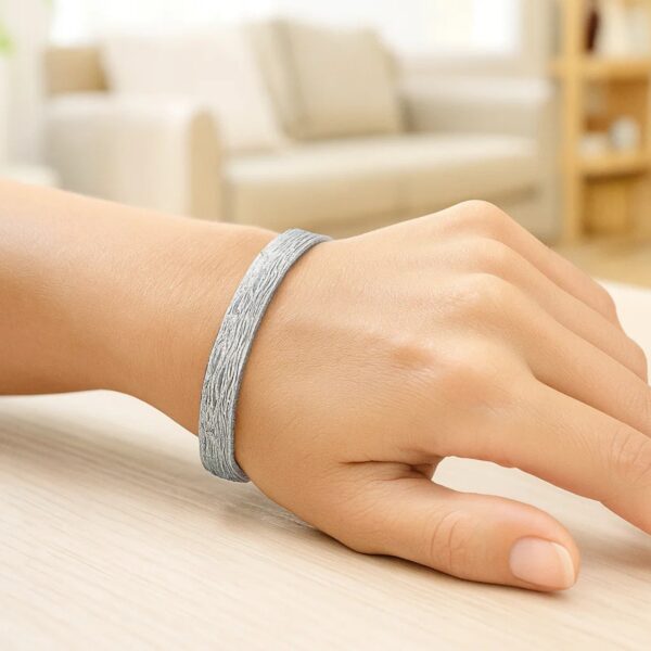 14k White Gold Glacier Bracelet (8.10 mm) - Image 4