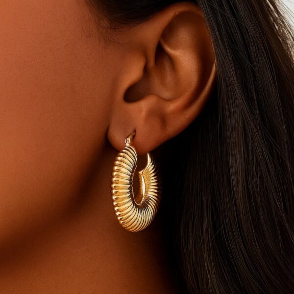 Gold Round Ribbed Hoop Earrings in 14K Yellow Gold - Image 2