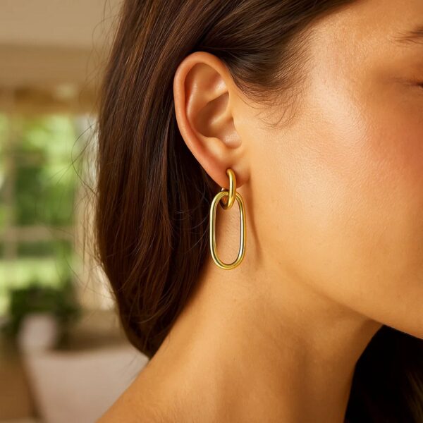 14K Yellow Gold Polished Oval Linked Hoop Earrings - Image 3
