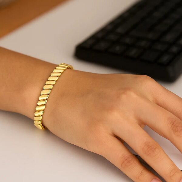 14k Yellow Gold Rib Link Bracelet (7.00 mm) - Image 5