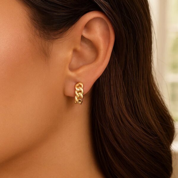 14K Yellow Gold Thick Curb Chain Huggie Hoop Earrings(4.2x12.4mm) - Image 4