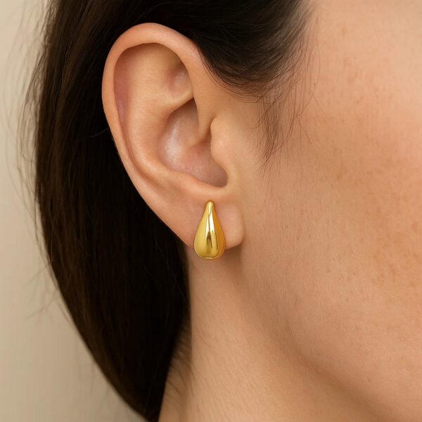 Small Raindrop Stud Earrings in 14K Yellow Gold - Image 3