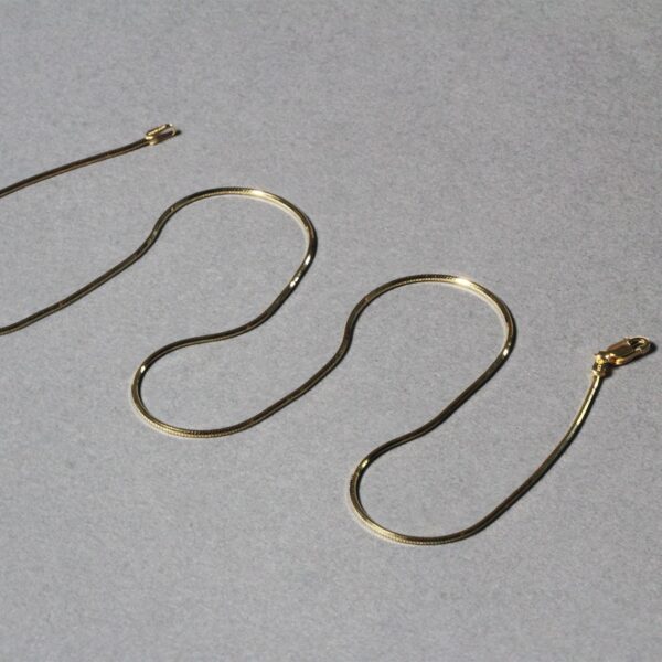 1.0mm 14K Yellow Gold Octagonal Shiny Snake Chain - Image 2