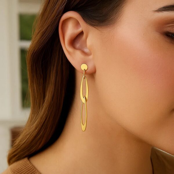 14k Yellow Gold Italian Oval Link Earrings - Image 3