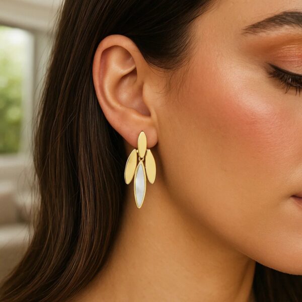 14K Yellow Gold La Grand Dame Earrings - Image 3