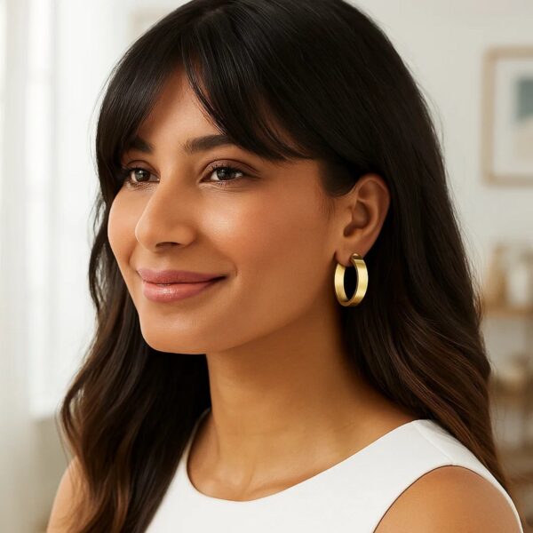 Medium Tube Shaped Hoop Earrings in 14K Yellow Gold - Image 3
