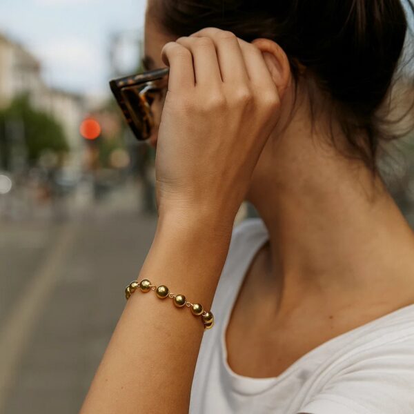 14K Yellow Gold Polished Pebble Bead Bracelet (6.00 mm) - Image 3