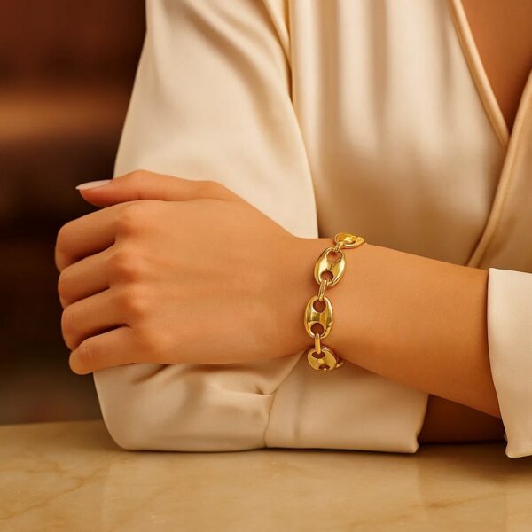 14k Yellow Gold High Polish Lite Puffed Mariner Link Bracelet  (21.00 mm) - Image 5